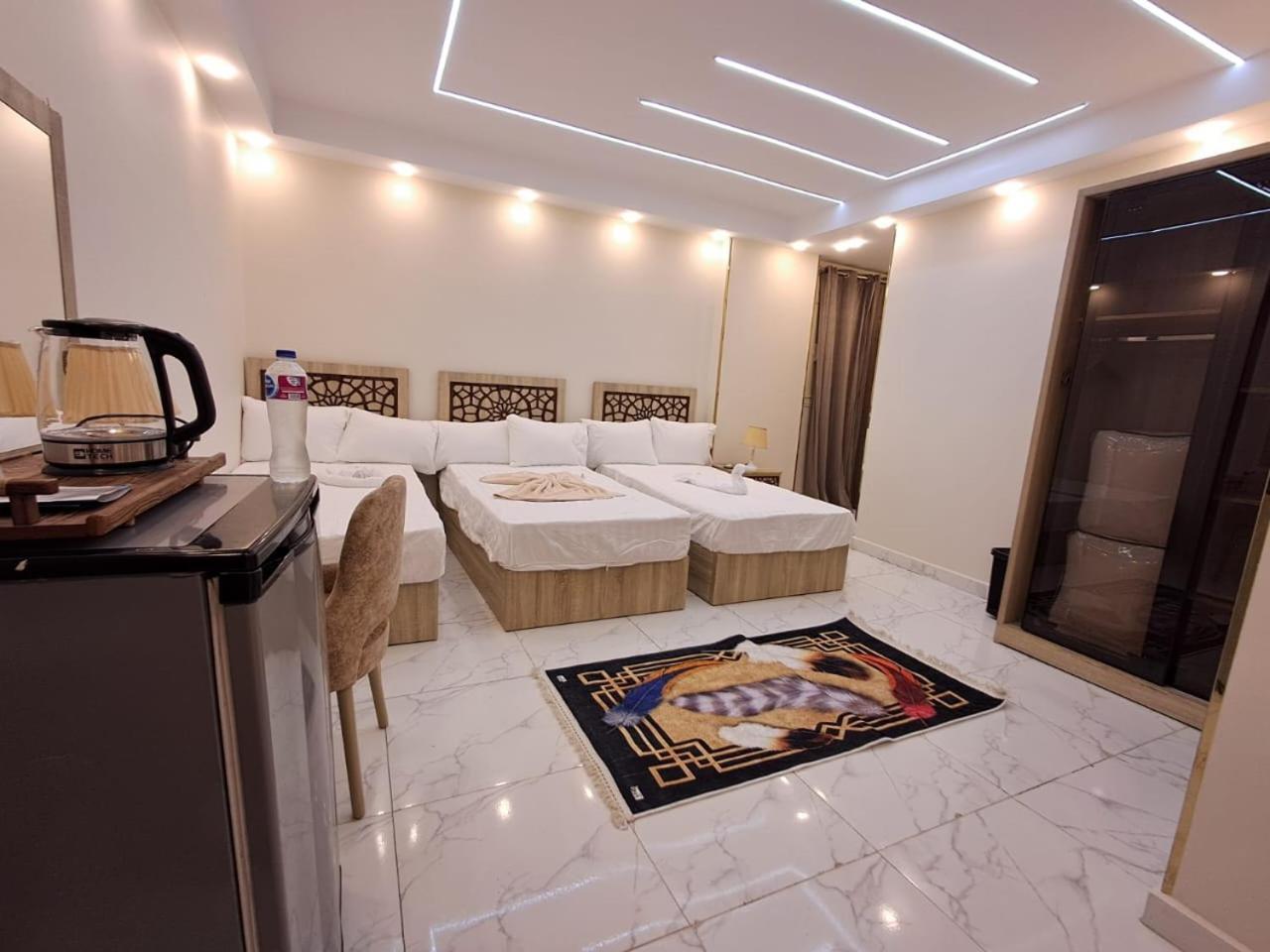 Pyramids East Inn Kafret el-Gabal 外观 照片