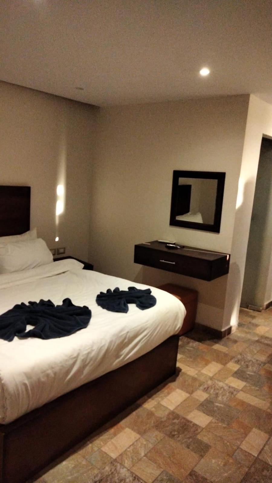 Pyramids East Inn Kafret el-Gabal 外观 照片