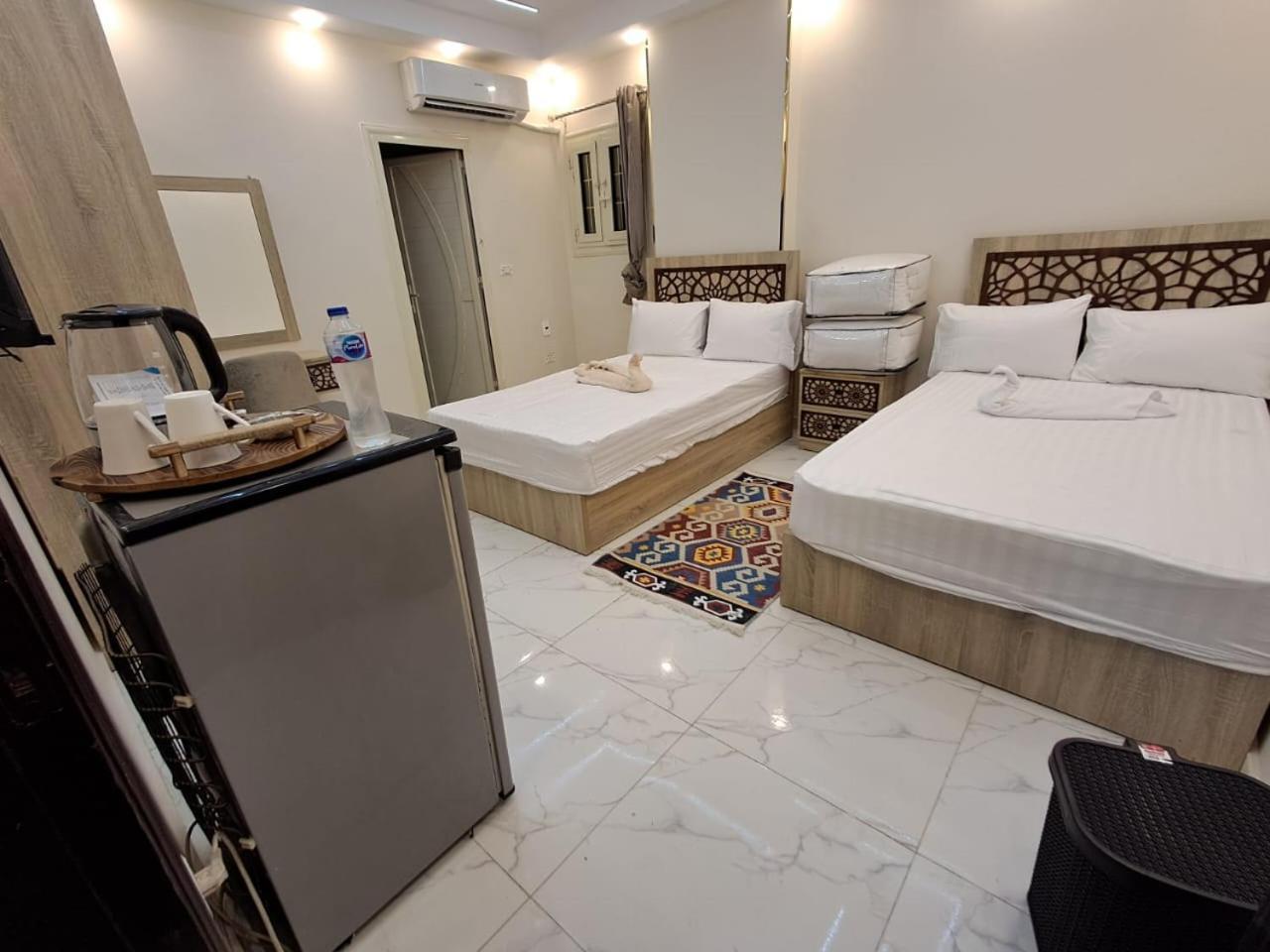 Pyramids East Inn Kafret el-Gabal 外观 照片