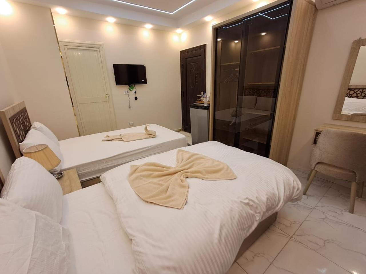 Pyramids East Inn Kafret el-Gabal 外观 照片